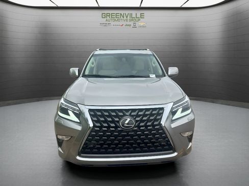 Used 2023 Lexus GX 460 Premium w/ Premium Package AWD/4WD image 2