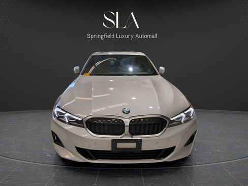 Used 2025 BMW 330i xDrive Sedan w/ Convenience Package AWD/4WD image 2