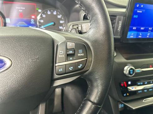 Used 2020 Ford Explorer XLT w/ Equipment Group 202A image 16