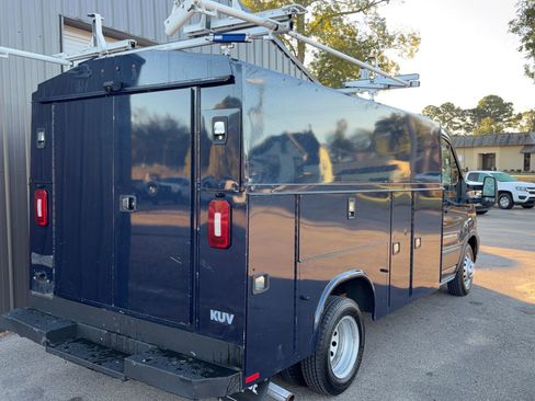 Used 2020 Ford Transit 350 DRW image 8