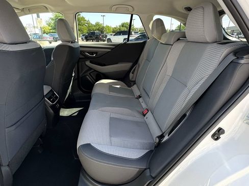 Used 2024 Subaru Outback Premium AWD/4WD image 34