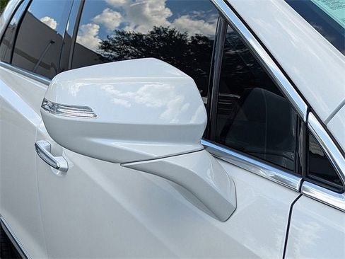 New 2025 Cadillac XT5 Premium Luxury image 10