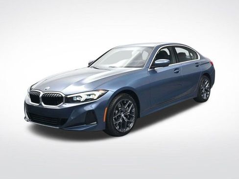 Used 2025 BMW 330i Sedan image 9