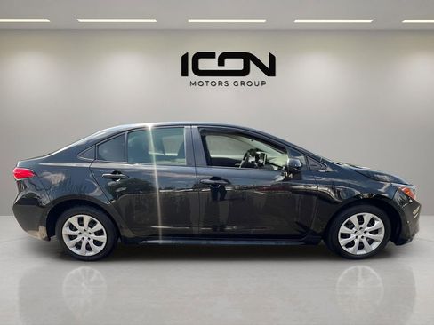 Used 2021 Toyota Corolla LE FWD image 8