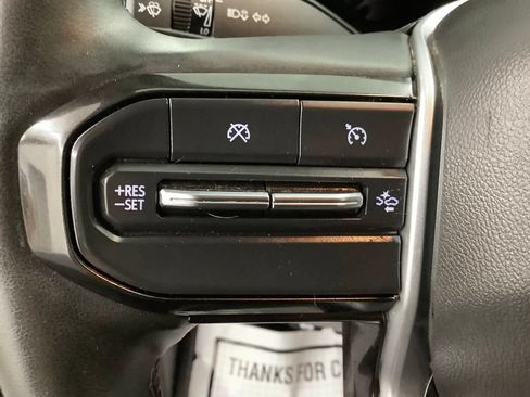 Used 2024 Chevrolet Colorado ZR2 w/ ZR2 Convenience Package III AWD/4WD image 16
