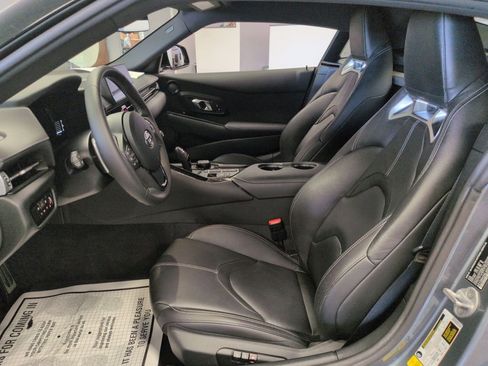 Used 2020 Toyota Supra Premium w/ Driver Assist Package image 9