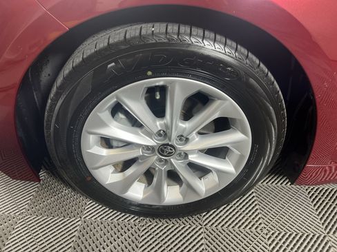 Used 2022 Toyota Corolla LE w/ LE Convenience Package FWD image 15
