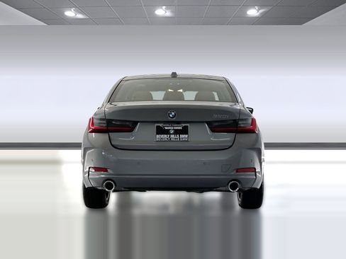 Used 2025 BMW 330i Sedan w/ Convenience Package image 9