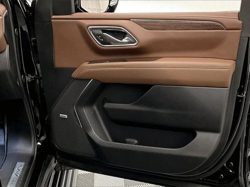 Used 2024 Chevrolet Tahoe High Country image 19