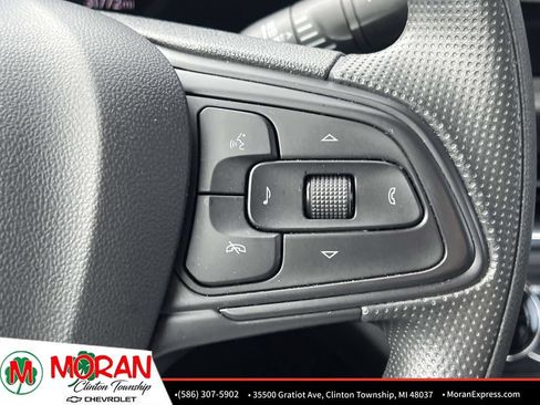 Used 2025 Buick Envista Preferred FWD image 23