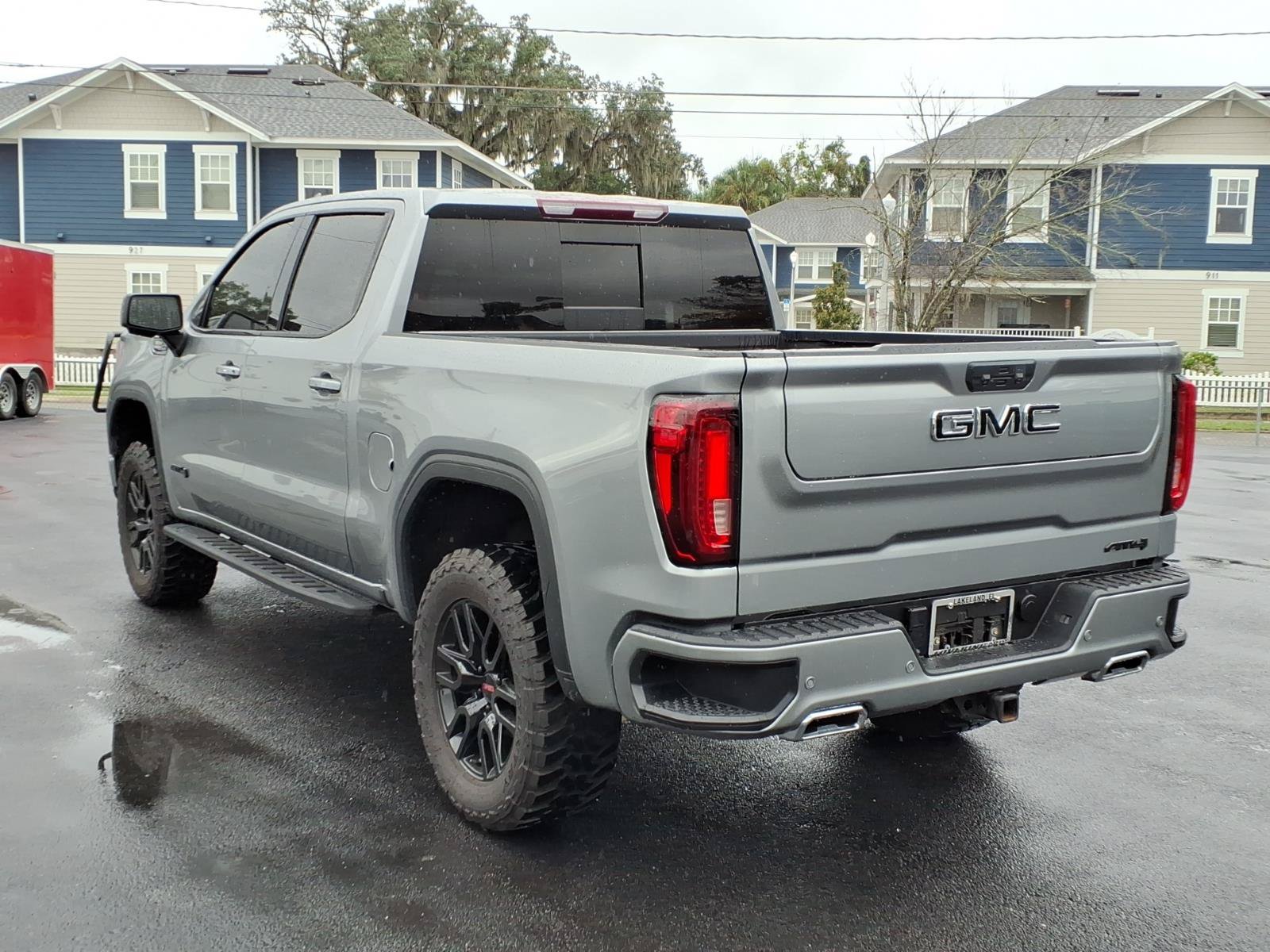 Used 2024 GMC Sierra 1500 AT4 w/ AT4 Premium Package AWD/4WD image 3