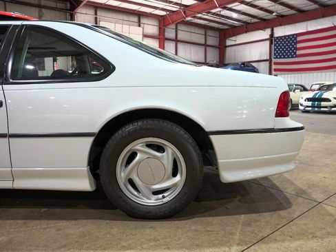 Used 1993 Ford Thunderbird Super RWD image 5