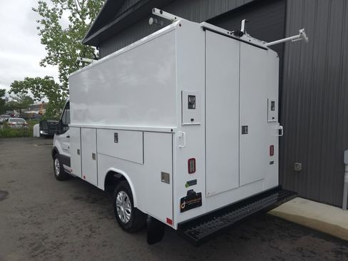 Used 2018 Ford Transit 350 138 w/ Interior Upgrade Package image 3