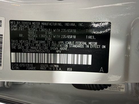 Used 2021 Toyota Highlander XLE FWD image 23