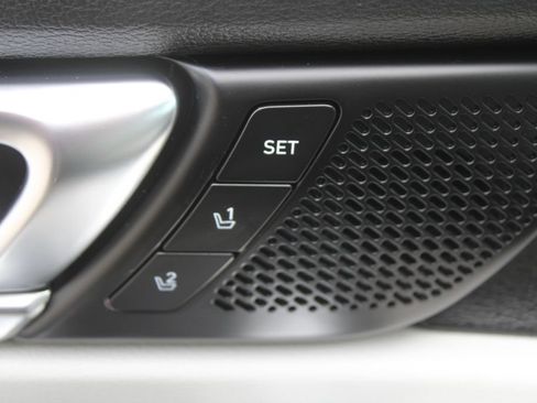 Used 2022 Kia Telluride SX w/ Towing Package FWD image 23