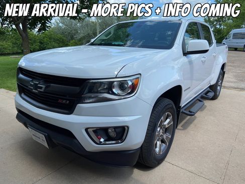 Used 2018 Chevrolet Colorado Z71 AWD/4WD image 1