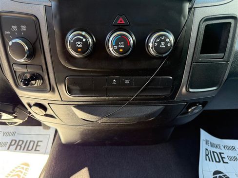 Used 2013 RAM 1500 Express AWD/4WD image 36
