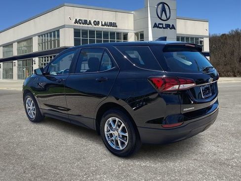 Used 2022 Chevrolet Equinox LS FWD image 4