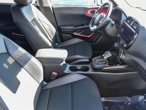 New 2025 Kia Soul GT-Line image 16
