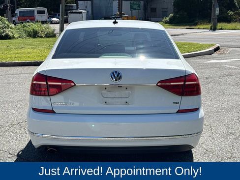 Used 2016 Volkswagen Passat 1.8T SE FWD image 6