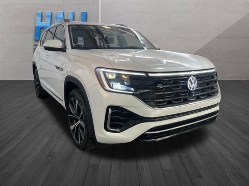 Certified 2024 Volkswagen Atlas SEL Premium R-Line AWD/4WD image 8