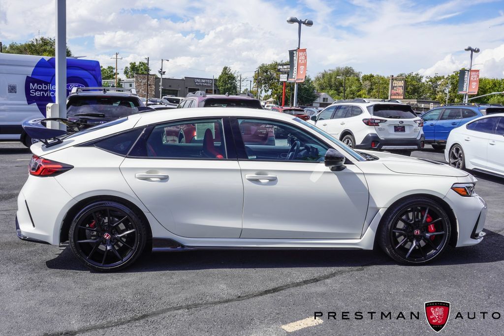 Used 2025 Honda Civic Type R image 24