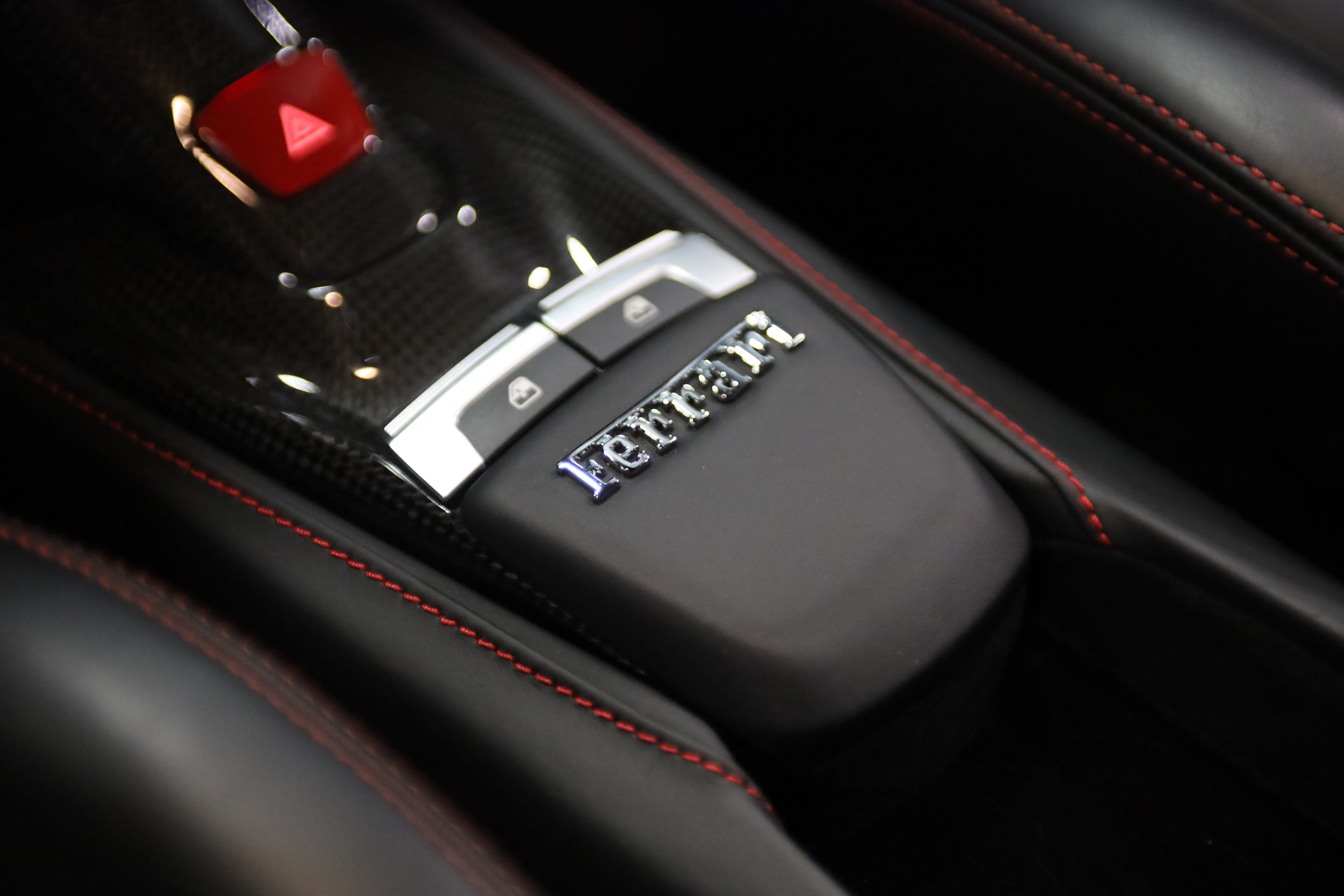 Used 2016 Ferrari 488 GTB RWD image 32