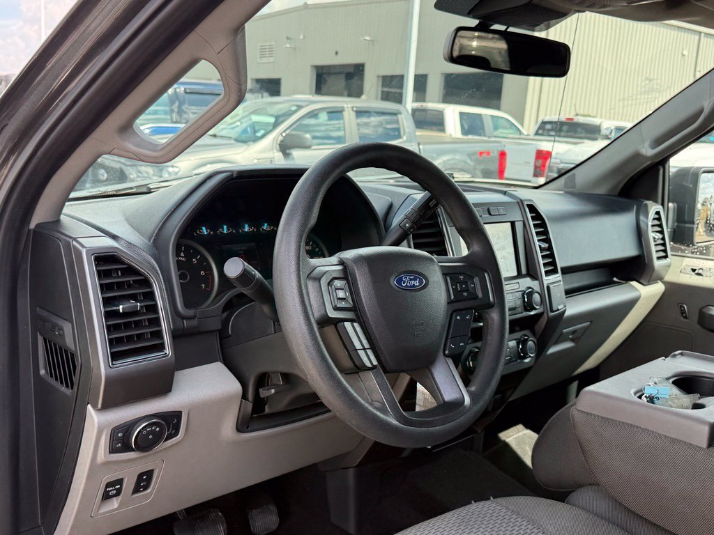 Used 2020 Ford F150 XLT w/ Equipment Group 301A Mid RWD image 4
