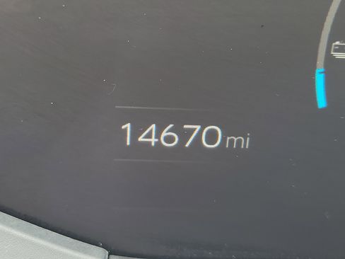 Used 2024 Toyota Prius Prime SE image 23