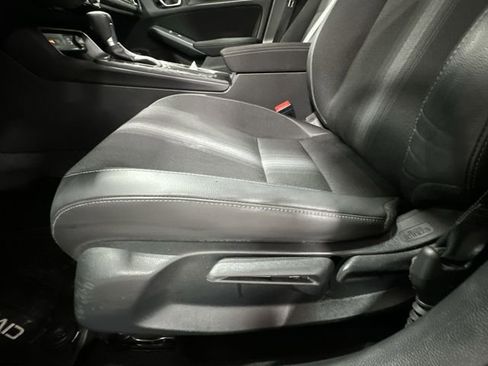 Used 2024 Honda Civic Sport image 18