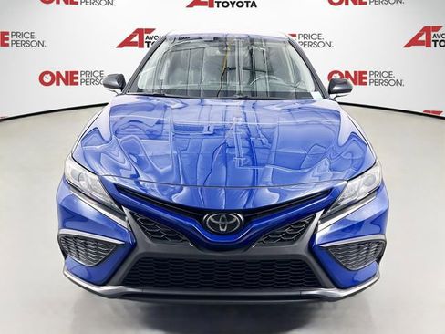 Certified 2023 Toyota Camry SE FWD image 3