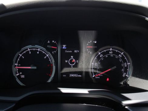 Used 2023 Toyota 4Runner TRD Off-Road Premium w/ Moonroof Package AWD/4WD image 29