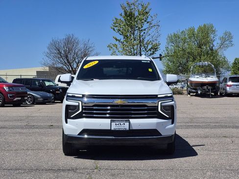 Used 2025 Chevrolet Tahoe LT AWD/4WD image 3