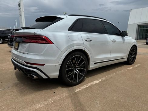Used 2021 Audi SQ8 Prestige AWD/4WD image 3
