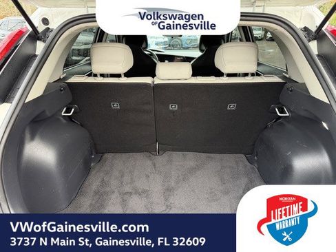 Used 2023 Kia Niro EX Touring image 7