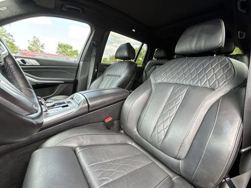 Used 2021 BMW X7 M50i AWD/4WD image 13