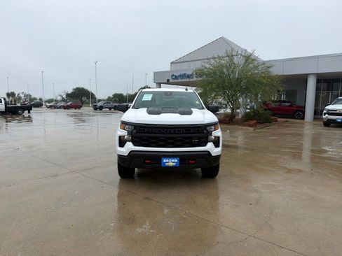 Used 2025 Chevrolet Silverado 1500 Custom Trail Boss image 2