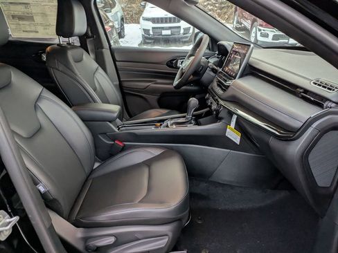 New 2026 Jeep Compass Limited image 29