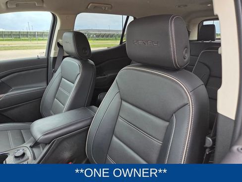 Used 2023 GMC Acadia Denali w/ Denali Technology Package AWD/4WD image 13