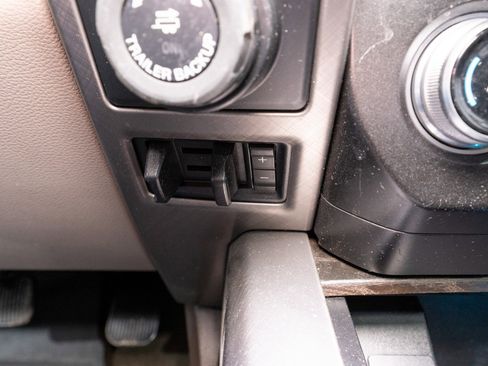 Used 2019 Ford F150 Limited w/ Trailer Tow Package image 29