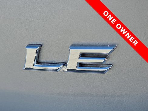 Used 2023 Toyota Camry LE image 8