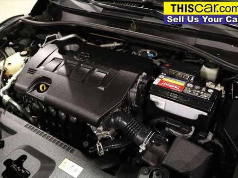 Used 2021 Toyota C-HR LE image 24