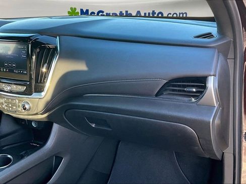 Used 2023 Chevrolet Traverse LT image 29