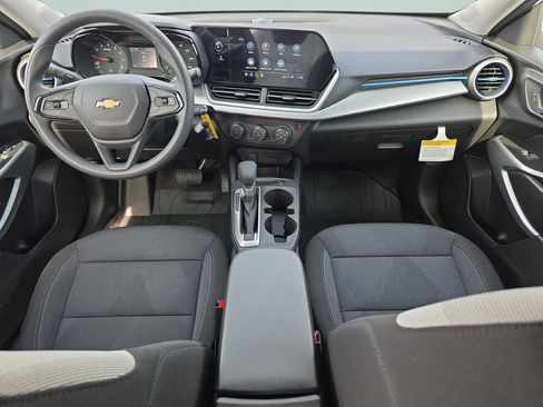New 2026 Chevrolet Trax LS w/ LS Convenience Package image 10