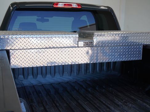 Used 2019 Chevrolet Silverado 1500 LT w/ All Star Edition image 22