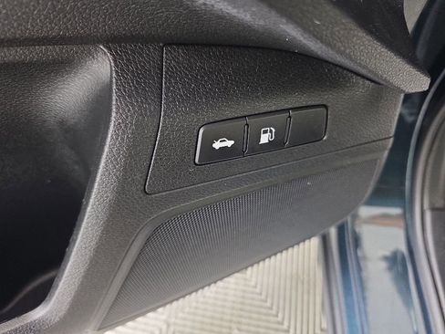 Used 2020 Honda Clarity Plug-In Hybrid image 14