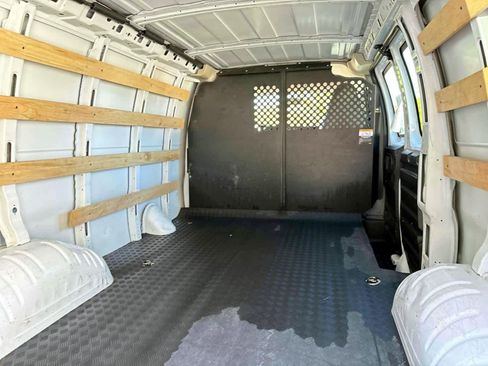 Used 2024 GMC Savana 2500 w/ Driver Convenience Package image 13