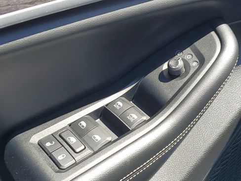 Used 2024 Jeep Grand Cherokee L Limited w/ Luxury Tech Group II AWD/4WD image 27