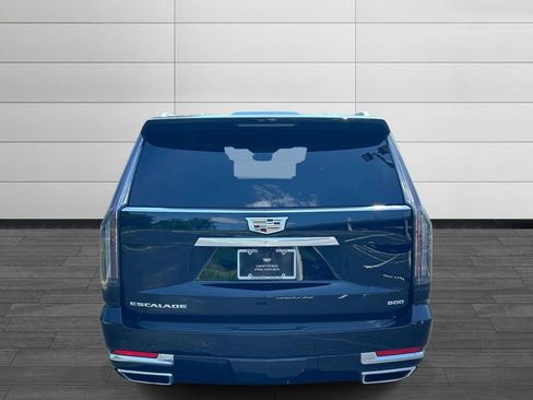Used 2025 Cadillac Escalade ESV Premium Luxury w/ Touring Package AWD/4WD image 4