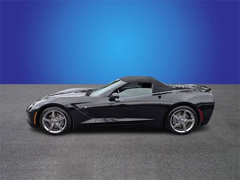 Used 2014 Chevrolet Corvette Stingray Convertible w/ 2LT Preferred Equipment Group image 2